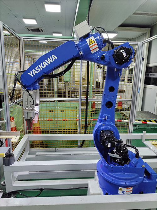 冲切黏合件压装检测工作站