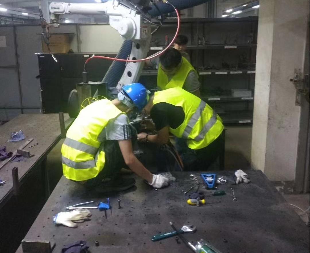 松下机器人保养